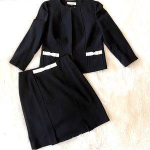 Gorgeous Tahari Black 2 Piece Skirt & Blazer Suit